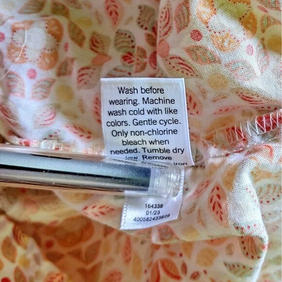 Croft & Barrow Top Blouse Multicolor Women Size XL V Neck - Picture 7 of 7